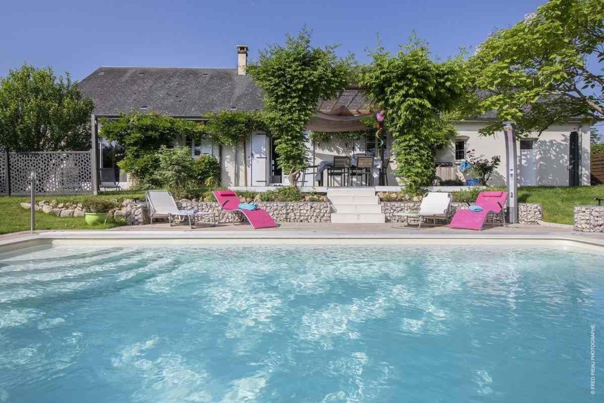 Au Coeur Du Bien-Etre, Gite Avec Piscine Chauffee Et Couverte, Spa, Sauna, Massages Монто Экстерьер фото